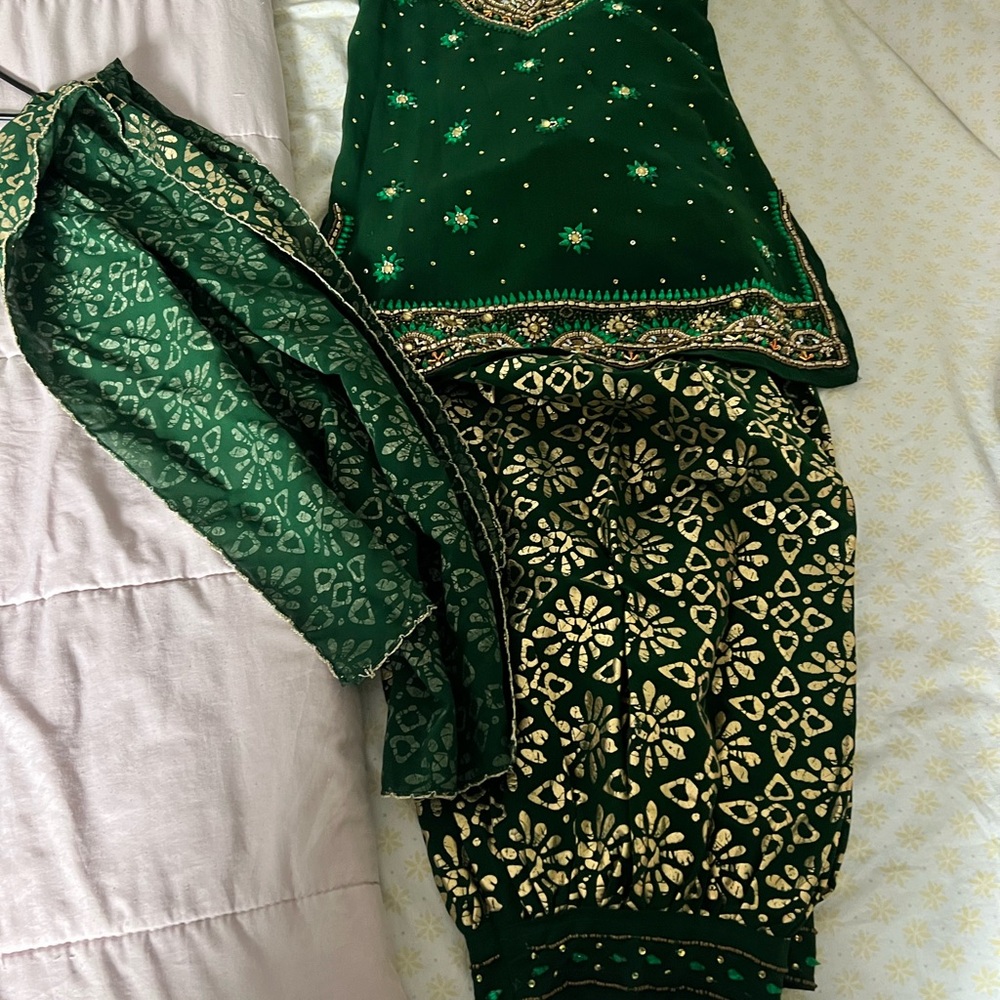 Green and Gold Traditional Outfit